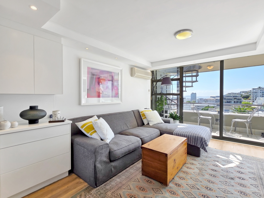 2 Bedroom Property for Sale in Sea Point Western Cape